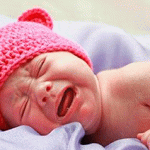 Чому новонароджена дитина плаче: як зрозуміти причини плачу новонародженого