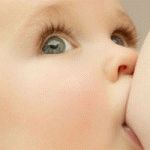 Чому дитина не наїдається грудним молоком (як зрозуміти що не наїдається, ознаки, причини і що робити)