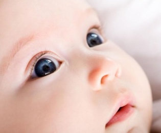 догляд за очима новонародженого